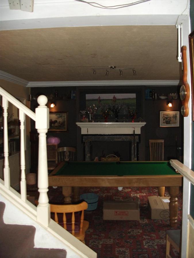 The Kings Arms Bed & Breakfast Midsomer Norton Exterior photo