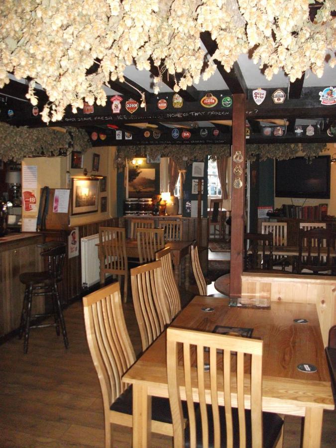 The Kings Arms Bed & Breakfast Midsomer Norton Exterior photo
